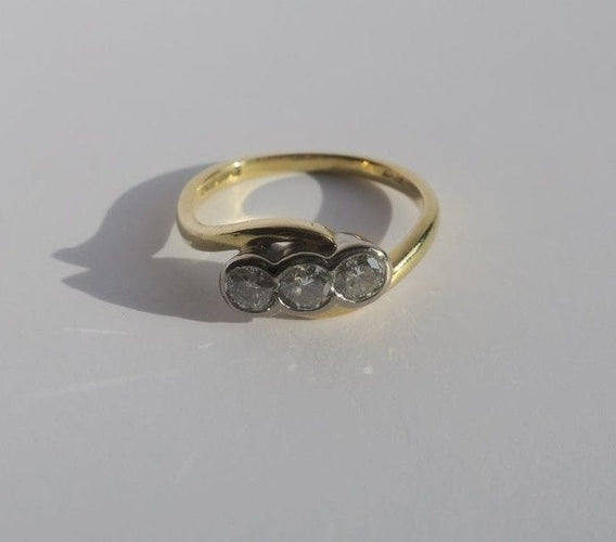 Bague 53 Bague trilogie diamants or bicolore 58 Facettes