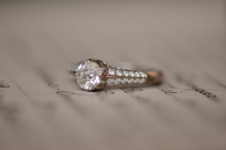 Bague 53 Bague en diamant d'une ancienne mine 58 Facettes