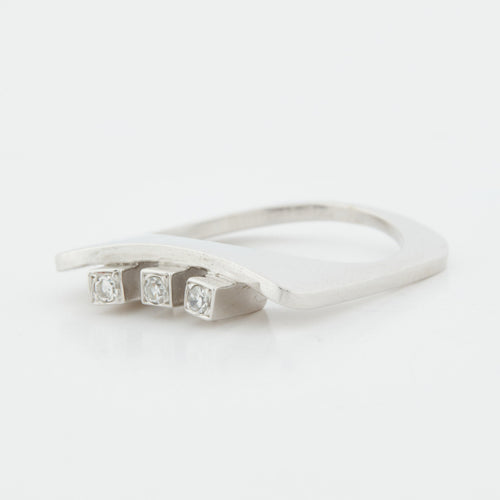 Bague BAGUE EN OR BLANC 18 CARATS 58 Facettes REF 5090/17