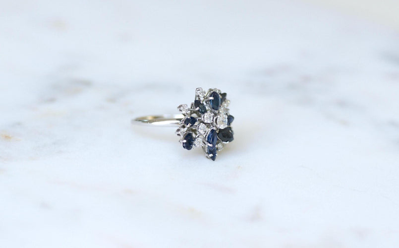 Bague 58.5 Bague Fil Cocktail Saphir et Diamants sur Or Blanc 58 Facettes