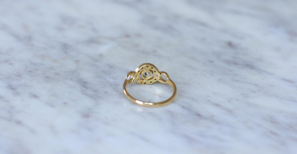 Bague 57 Bague Belle Epoque Infini Diamants sur Or jaune et Platine 58 Facettes