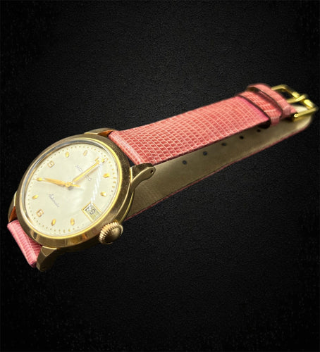 Montre MOVADO - Montre en or jaune des années 1950 — boîtier en or vissé, calibre 224A 58 Facettes
