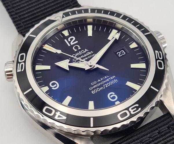 Montre OMEGA Seamaster Planet Ocean 600M 58 Facettes 29005037