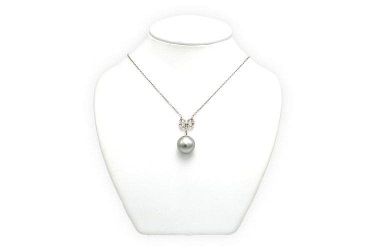 Collier Collier Art Nouveau en or blanc, perle de Tahiti et diamants 58 Facettes 22599