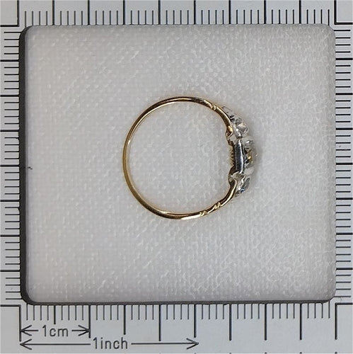 Bague 50 Murmures du passé : l'histoire de la bague en diamant de la Renaissance 58 Facettes 24004-0313