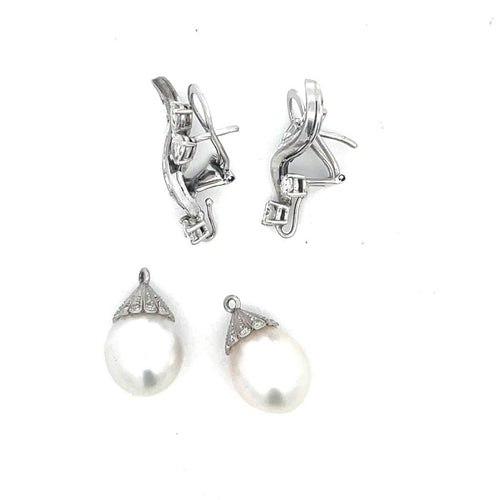 Boucles d'oreilles Boucles d’oreilles pendantes en platine, perles et diamants 2.42ct 58 Facettes