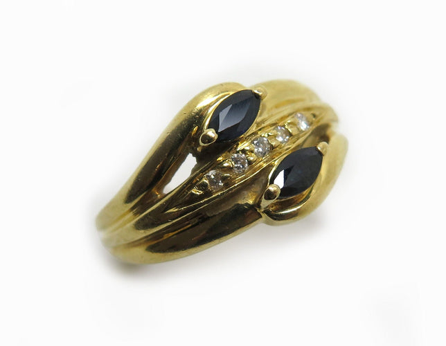 Bague 54 Bague ancienne or jaune, saphirs et diamants 58 Facettes