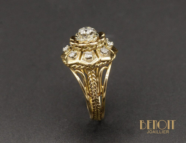 Bague Bague Dôme Fleur Diamants 58 Facettes A10516