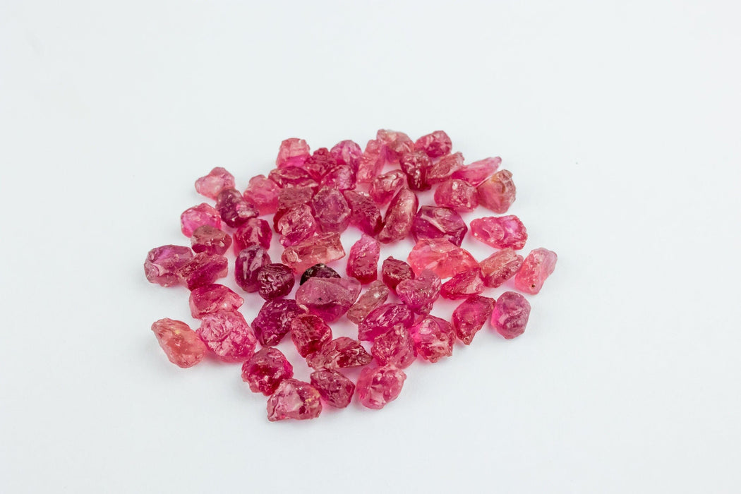 Gemstone Lot de 60cts de rubis non chauffé non traité de Birmanie 58 Facettes 477