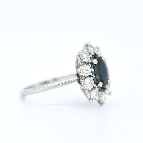 Anel Margarida Ouro amarelo vintage, safira natural e diamantes