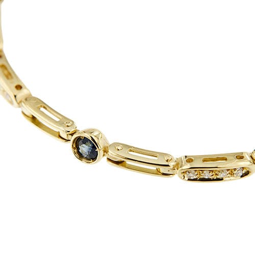 Geelgouden armband met segmenten, saffieren en diamanten 