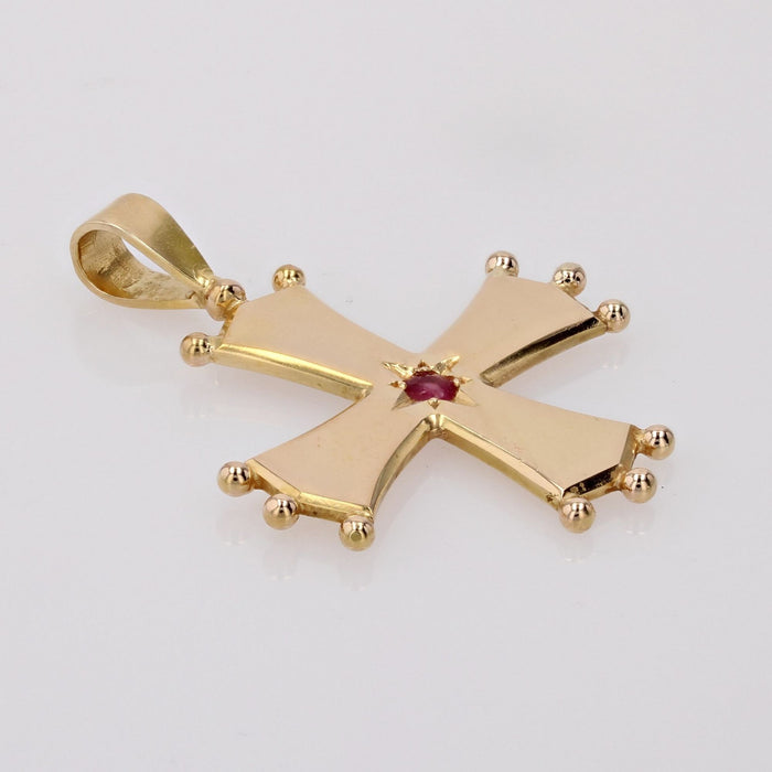 Occitan cross in yellow gold and ruby