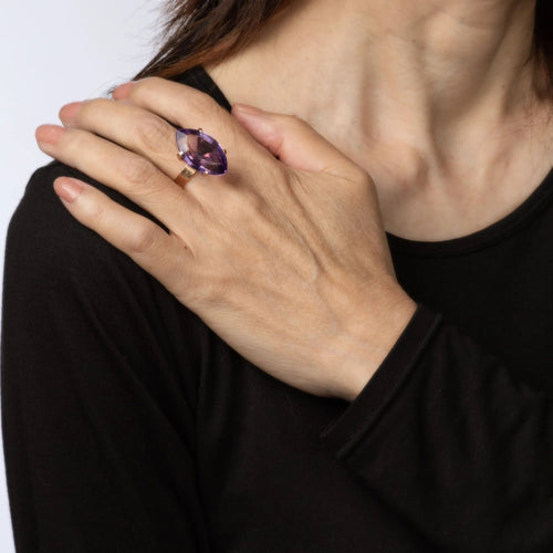 Bague Bague vintage des années 60 en améthyste 17,50 ct en or rose 18 carats, bijoux de cocktail marquise, taille 6,5 58 Facettes G13498