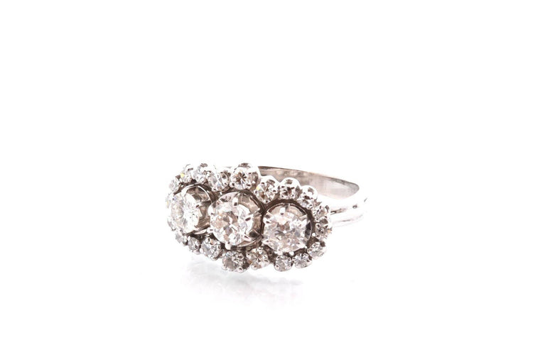 Bague 53.5 Bague vintage trois diamants 58 Facettes 27520