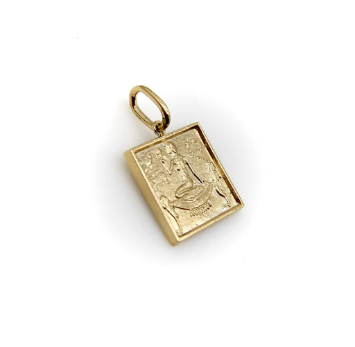 Ciondolo o ciondolo in lingotto in stile revival egiziano in oro giallo