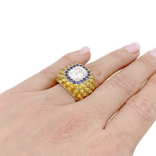 Bague 52 Bague or blanc, diamant brun 2,57 carats, pierres de couleurs. 58 Facettes 33323
