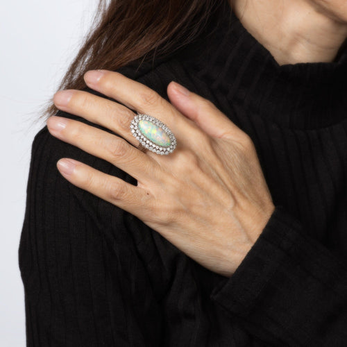 Bague Bague vintage allongée en or blanc 14 carats avec opale 9 carats et diamants 2,25 carats Taille 5,5 58 Facettes G14141