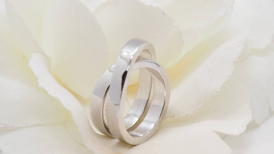 Bague 52 Bague Cartier Paris Nouvelle Vague en or blanc 58 Facettes 29659