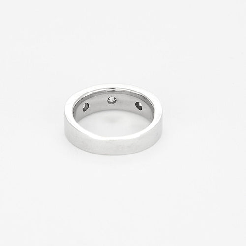 Bague 52,5 Bague en or blanc et diamants 58 Facettes B250482