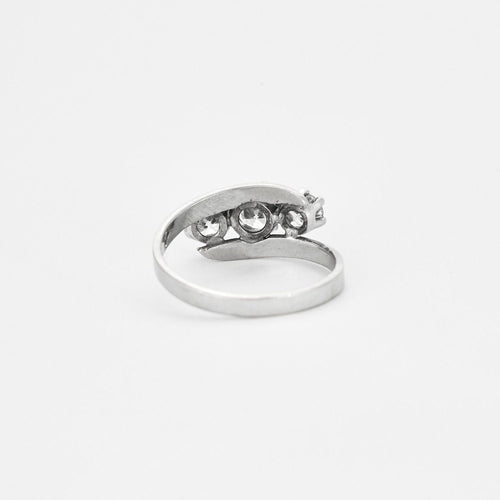 Bague 54 Bague or gris trois diamants 58 Facettes GU19