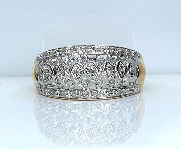 Anel jonc em ouro amarelo e diamantes 