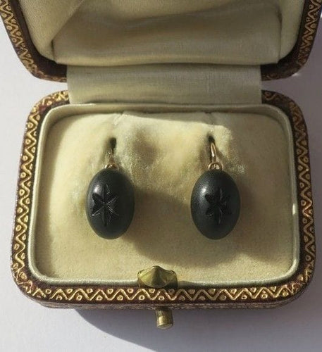 Staré náušnice Náušnice s klapkou z růžového 18karátového zlata a černého jantaru 