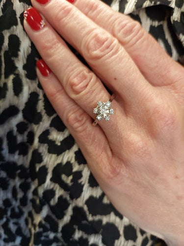 Bague 58 Bague fleur diamants années 50' 58 Facettes 091001