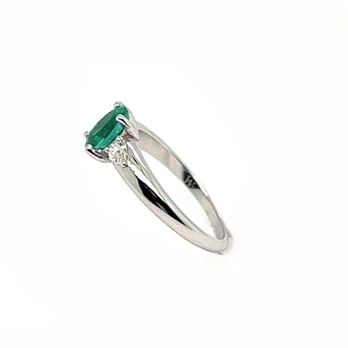 Bague 53.8 Bague en Or Blanc avec Émeraude et Diamants 58 Facettes