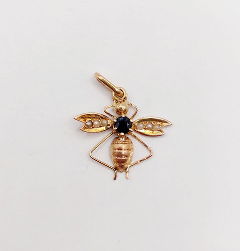 Pendentif Pendentif abeille victorien en or rose 18k avec saphir et perles 58 Facettes A06256