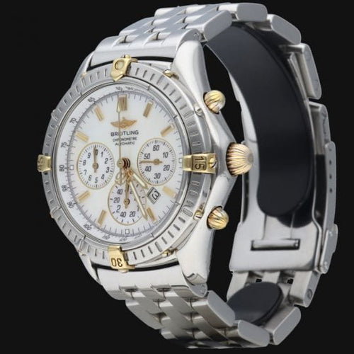 Montre Breitling Montre Windrider Shadow Flyback 58 Facettes MT40976