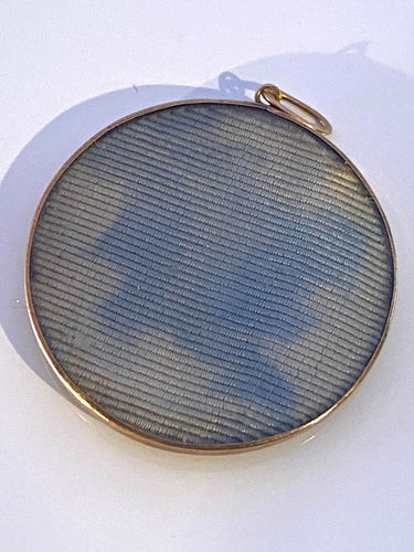 Pendentif Pendentif en or miniature portrait de LOUIS XVI 58 Facettes AB331