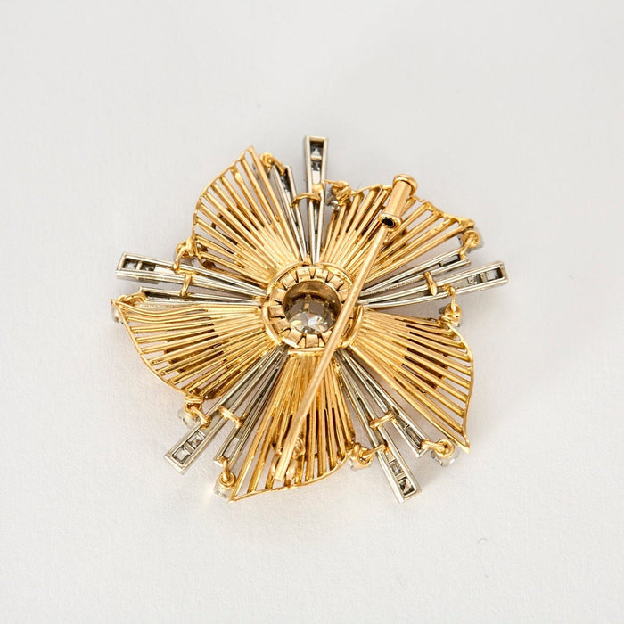 Broche Broche Rayonnante Or Deux Tons Diamants 58 Facettes GU108