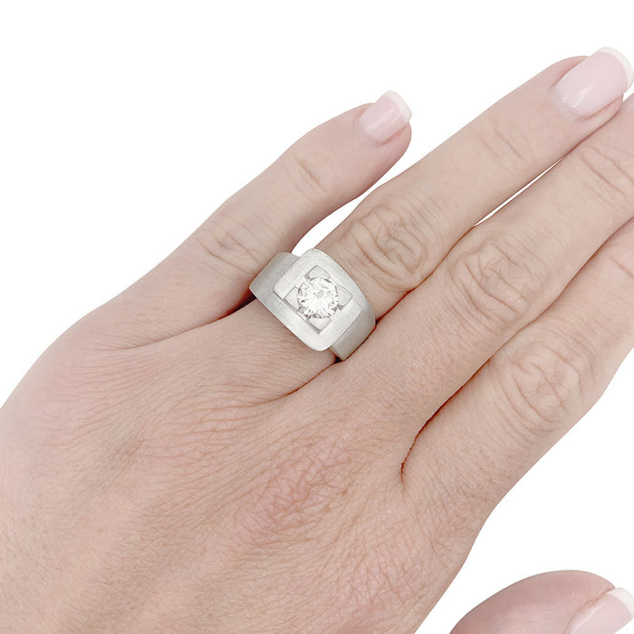 Modernist ring in white gold, diamond.