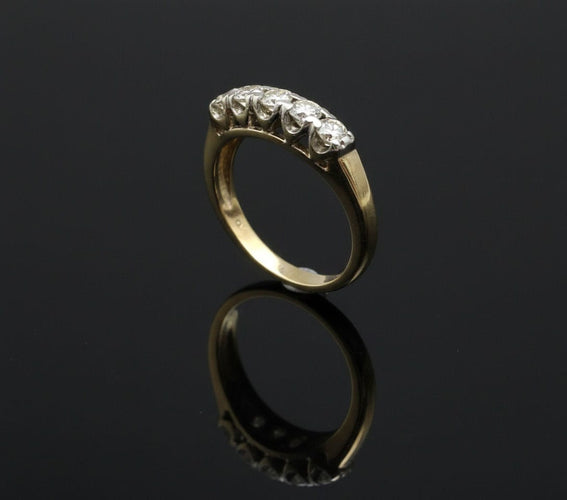 Bague 52 Bague Rivière en or blanc 58 Facettes