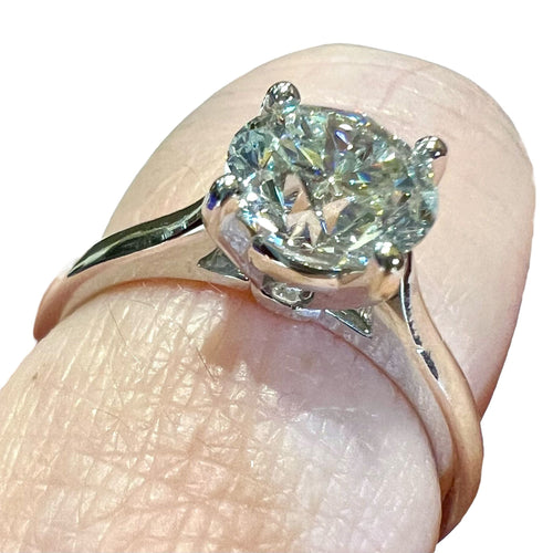 Bague 53 Bague solitaire or blanc, diamant 1.51 ct certificat HRD: G / VVS2 58 Facettes 7866 A