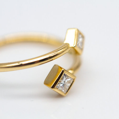 Bague 53 Bague PRINCESSE en or jaune et diamants 58 Facettes D364481GM