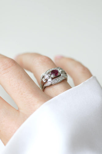 Bague 56 Bague Art Déco en Platine, Rubis et Diamants 58 Facettes