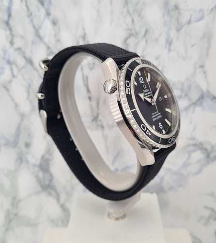 Montre OMEGA Seamaster Planet Ocean 600M 58 Facettes 29005037