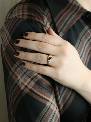 Bague 53 Bague vintage rubis coussin diamants or jaune 58 Facettes 1109.3