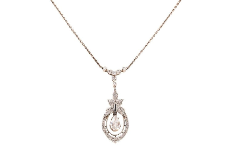 Collier Collier Art Déco en platine avec diamants et calcédoine 58 Facettes 10729