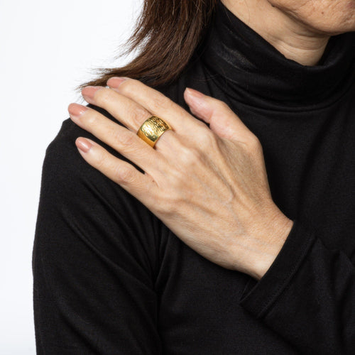 Bague 52 Wright & Teague - Bague Amor Vincit Om or jaune 58 Facettes G13974