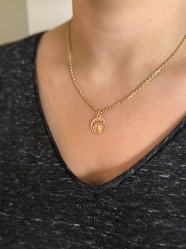 Pendentif Médaille de la Vierge or rose 58 Facettes