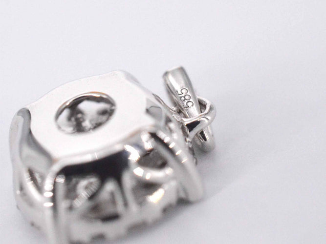 Pendentif Pendentif en or blanc avec diamant taille brillant 58 Facettes 2080