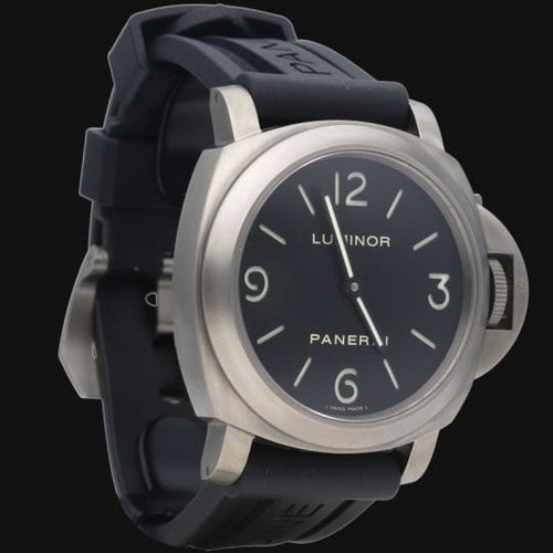 Базов часовник Panerai Luminor