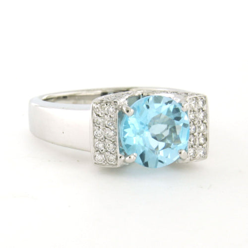 Bague 52 Bague en or blanc sertie de topazes et de diamants taille brillant jusqu'à 0,60 ct 58 Facettes