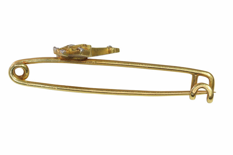 Broche Les Ailes de l'Histoire : Un hommage en diamant à l'aviation belge 58 Facettes 18256-0157