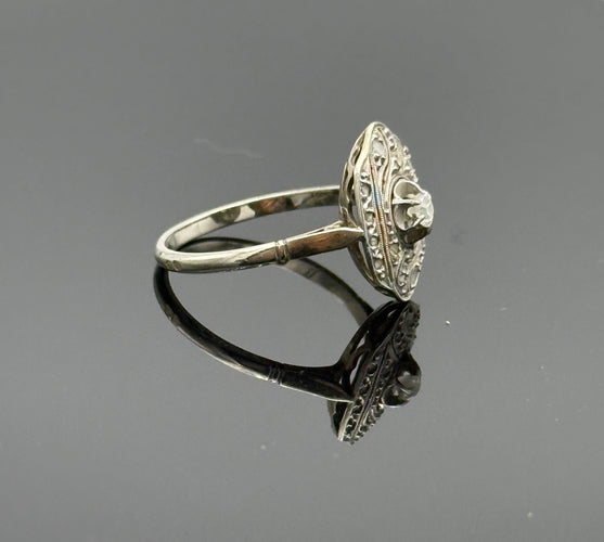 Bague 55 Bague ancienne en or gris et platine sertie de diamants 58 Facettes