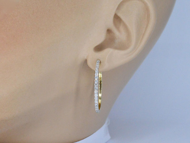 Boucles d'oreilles Boucles d'oreilles créoles en or avec diamants 58 Facettes 2152