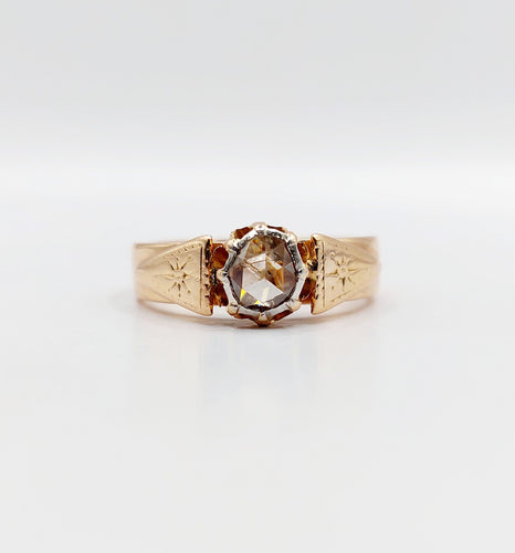 Bague 55 Bague chevalière antique or rose diamant taille rose (circa 1900) 58 Facettes A06285