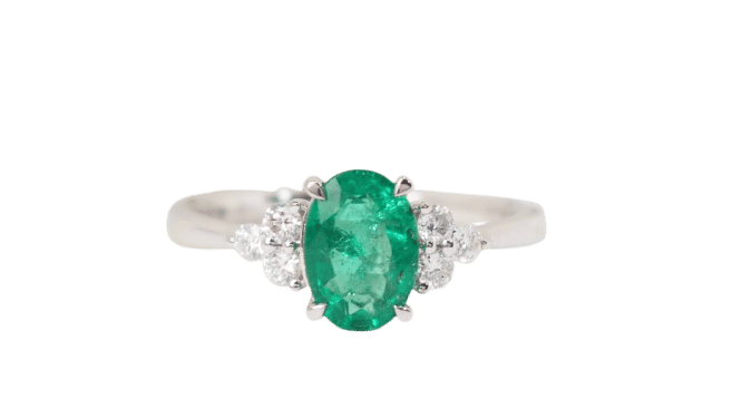 Bague 53.5 Bague en or blanc, émeraude ovale et diamants 58 Facettes 32943